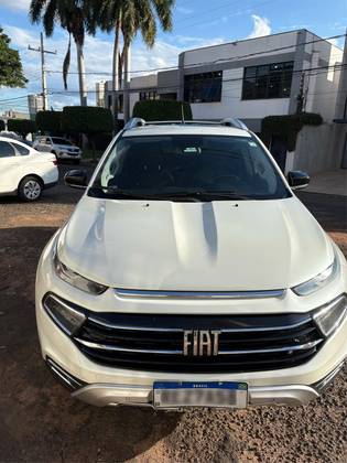 FIAT TORO 2.0 16V TURBO DIESEL VOLCANO 4WD AT9 FIAT TORO 2.0 16V TURBO DIESEL VOLCANO 4WD AT9